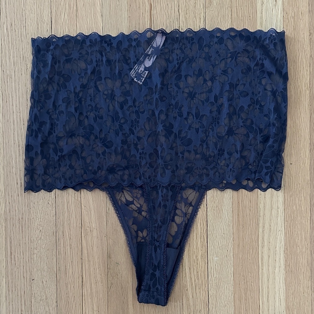NWOT - Victorias Secret - Navy Blue Lace High-Waist Thong - XL - Picture 4 of 4